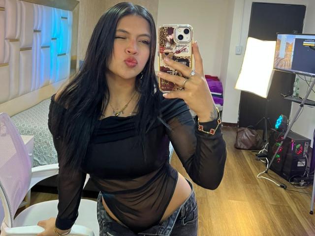 NyraVanel - Live porn &amp; sex cam - 29525117