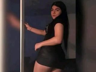 Watch  ValentinatFun live on XLoveCam