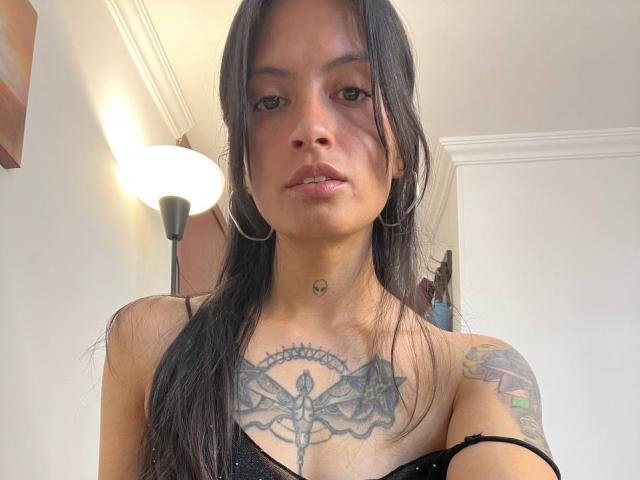 NiaWhitee - Live porn &amp; sex cam - 29527904