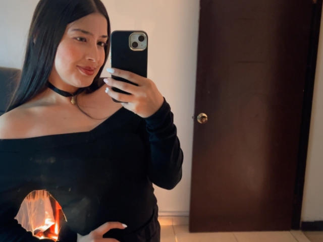 EmmaLombardi - Live porn &amp; sex cam - 29531366