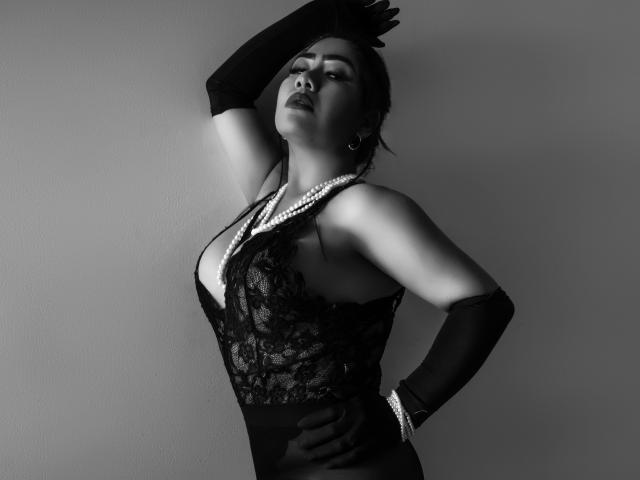 KhloeLawson - Live sex cam - 29532071