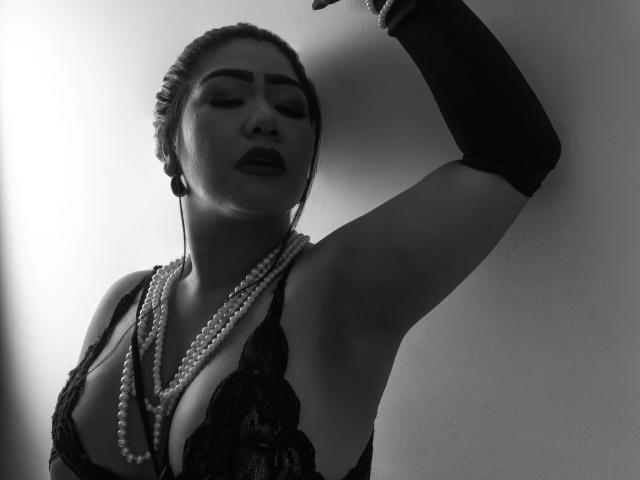 KhloeLawson - Live porn &amp; sex cam - 29533259