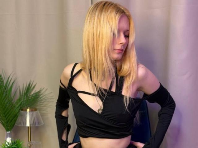 DierdreLorenzano - Live porn &amp; sex cam - 29538557
