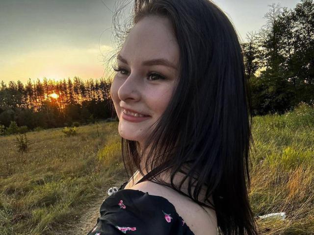 CourtneyDolly - Live Sex Cam - 29544212