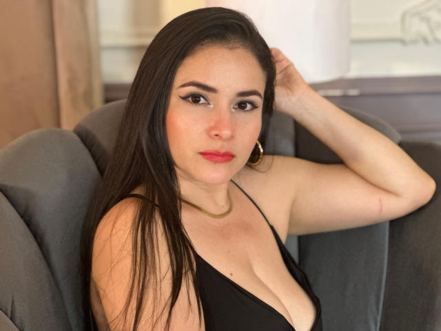 JoanDaniels - Live Sex Cam - 29556296