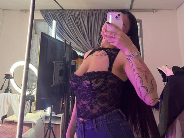 MaddyCarina - Live porn &amp; sex cam - 29565518