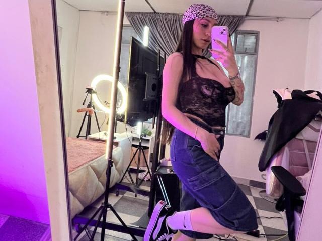 MaddyCarina - Live porn &amp; sex cam - 29565533