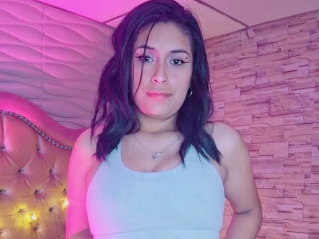 RoxanneHan - Live porn &amp; sex cam - 29569325