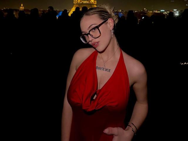 ZoeyPink69 - Live sex cam - 29569721
