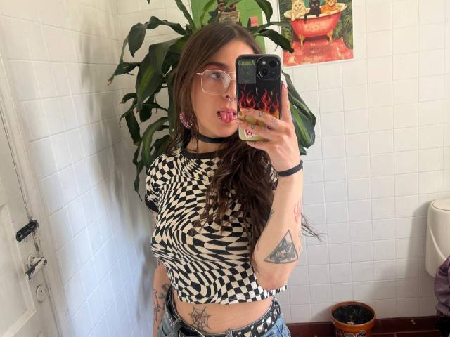 AmySpider - Live sex cam - 29572061
