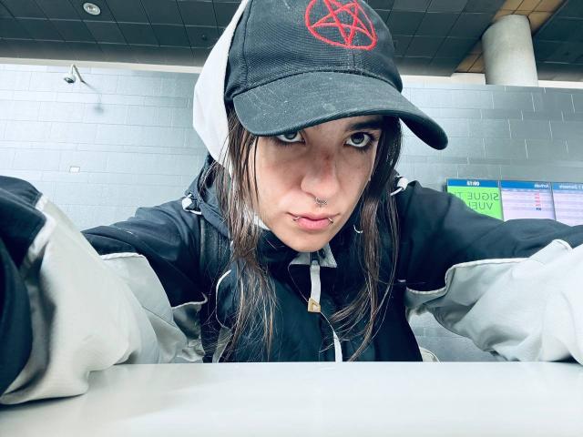 AmySpider - Live sex cam - 29572250