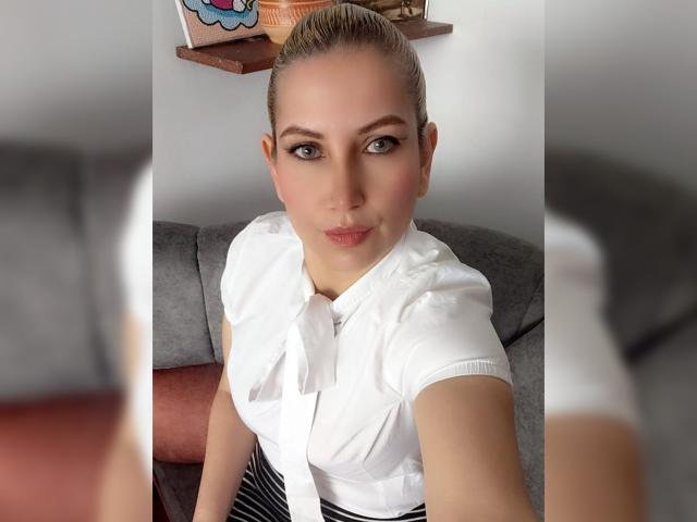 GiuliaAddams - Live porn &amp; sex cam - 29573123