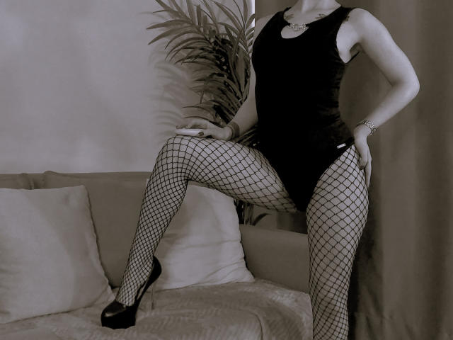 SarahLuna - Sexe cam en vivo - 29573795