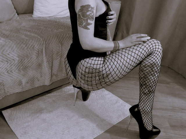 SarahLuna - Sexe cam en vivo - 29573801