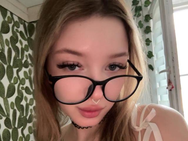 RossanaSemone - Live porn &amp; sex cam - 29575943