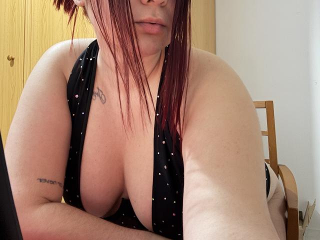 RouseKirryHot - Live porn &amp; sex cam - 29579300