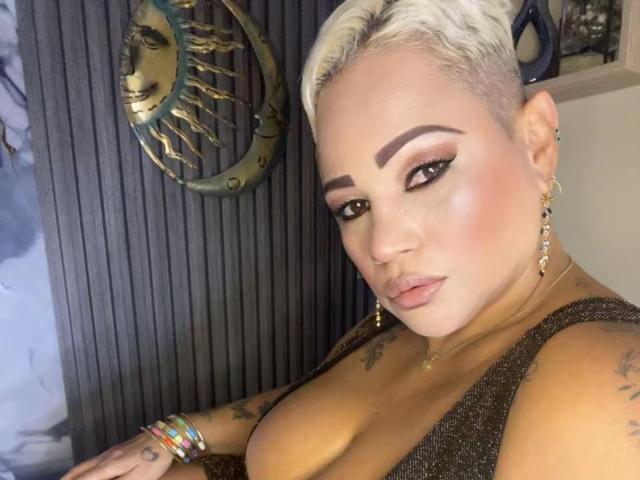 GianellaCox - Live porn &amp; sex cam - 29582501