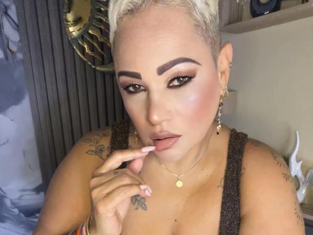 GianellaCox - Live porn &amp; sex cam - 29582504