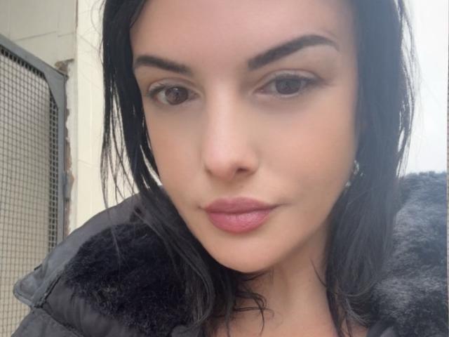 Sloaneswan - Live porn &amp; sex cam - 29582912