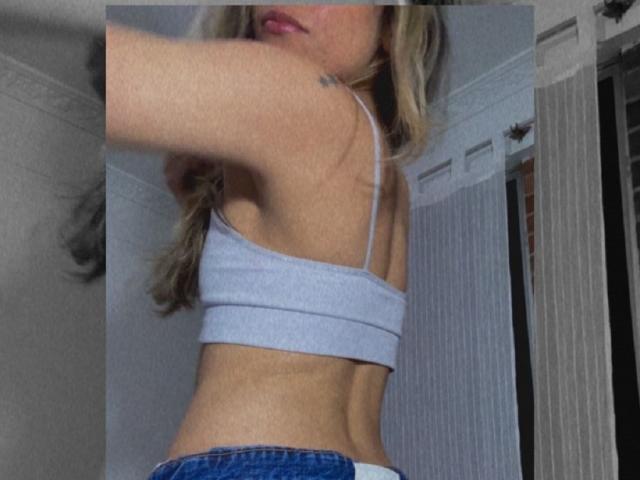 AdharaCooperr - Sexe cam en vivo - 29585387