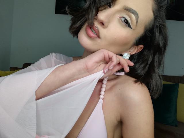 VievienneClemente - Live sex cam - 29586158