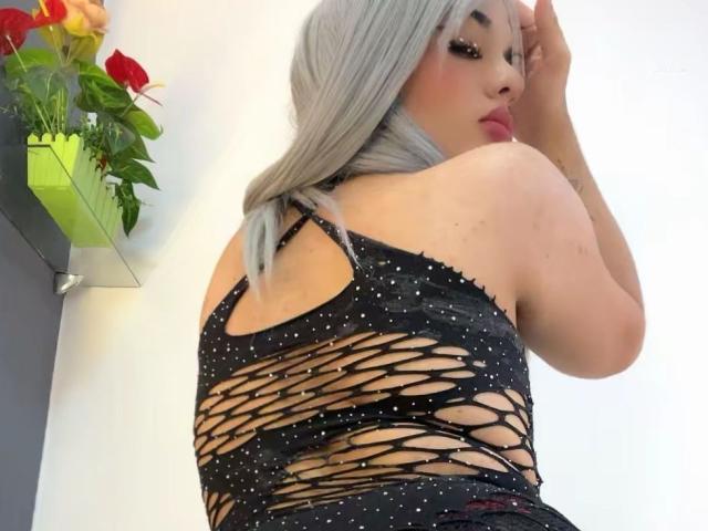 GlossyyBratz - сексуальная веб-камера в реальном времени - 29586344