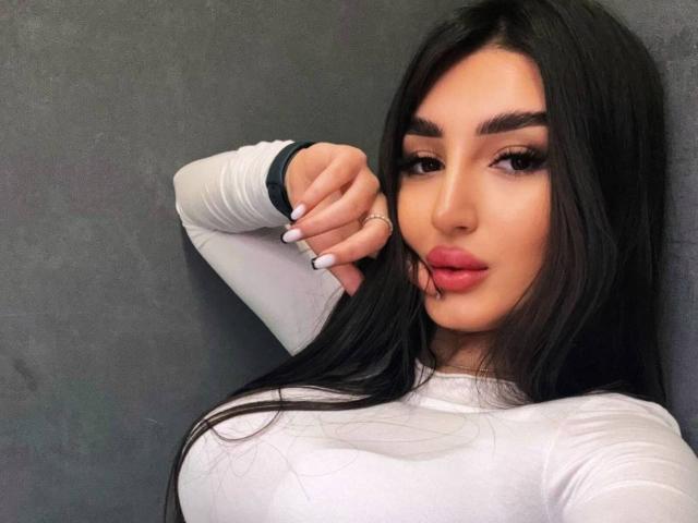 EllynBousqute - Live porn &amp; sex cam - 29587250