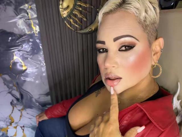 GianellaCox - Live porn &amp; sex cam - 29591696