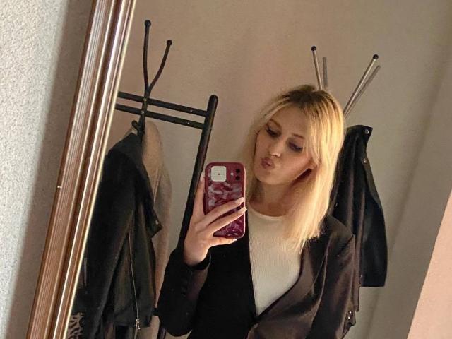 BlanchNassr - Live porn &amp; sex cam - 29593646