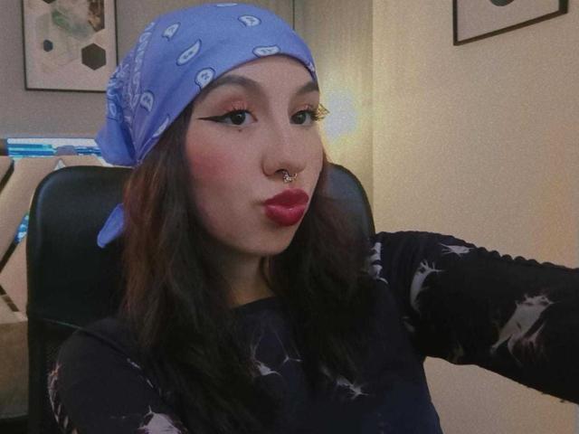 ZoeeMoreu - Live porn &amp; sex cam - 29594354