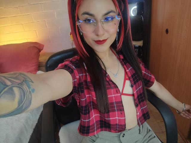 AmyStreetwise69 - Live porn &amp; sex cam - 29595584