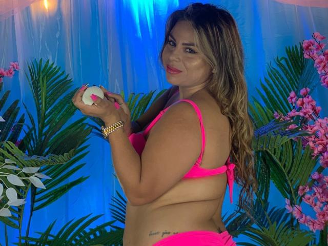 LiaAdams - Live Sex Cam - 29597882
