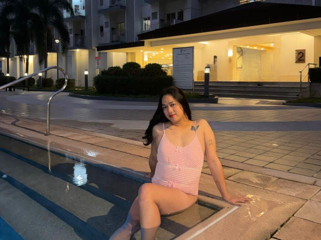 AmaraHugeCock - Sexe cam en vivo - 29601137