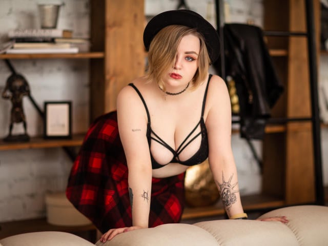 MissEmmar - Live porn &amp; sex cam - 29603210