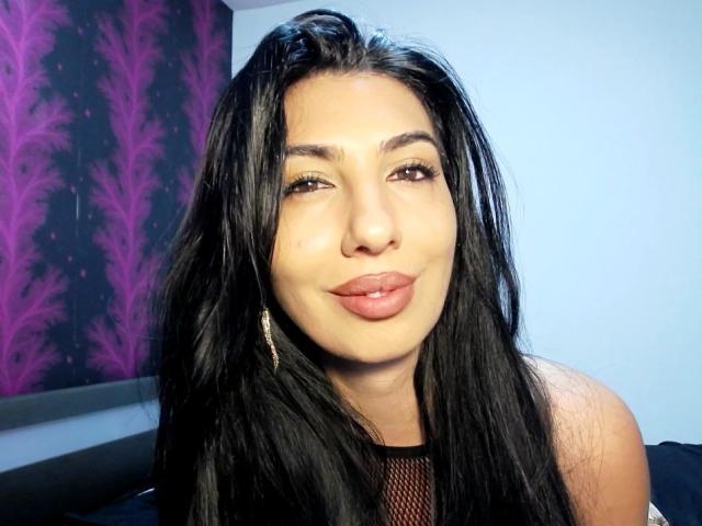 BrunetteBabe69 - Live porn &amp; sex cam - 29608055