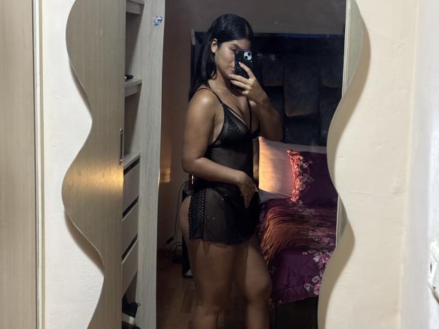 ScarlletZhen - Live porn &amp; sex cam - 29615342
