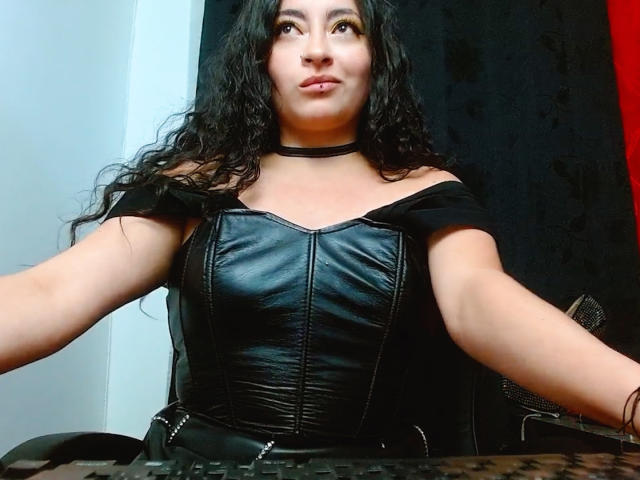 LunaTikka - Live porn &amp; sex cam - 29622509