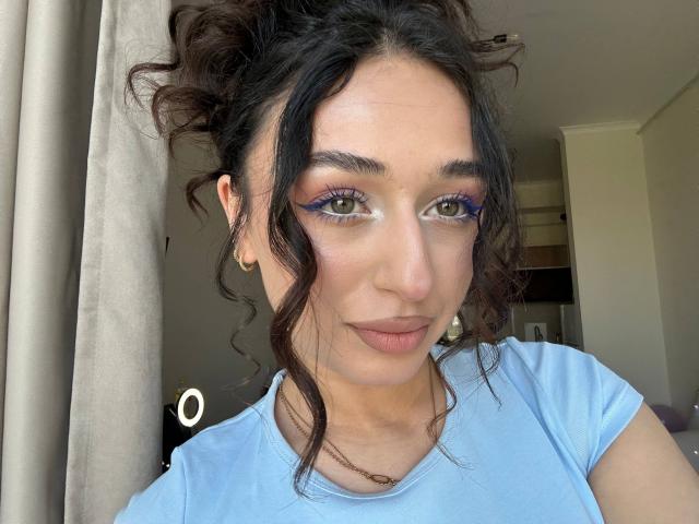 MyrtieGolds - Live sexe cam - 29626232