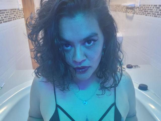 ZiaNoir - Live porn &amp; sex cam - 29627000