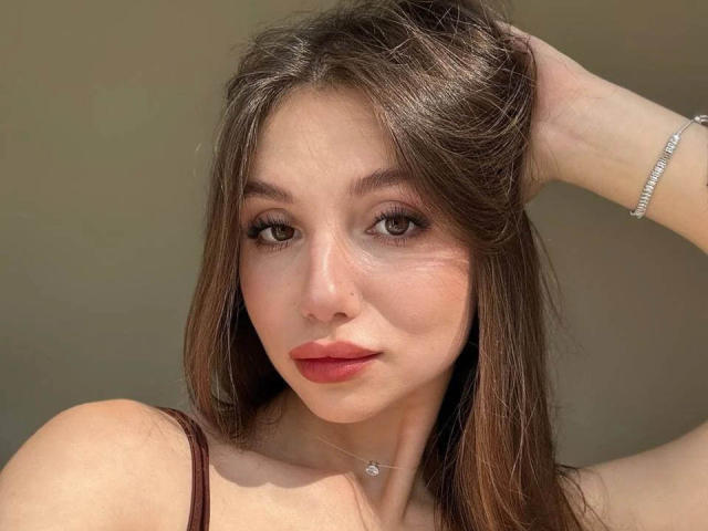 MaryroseCastine - Live porn &amp; sex cam - 29634317