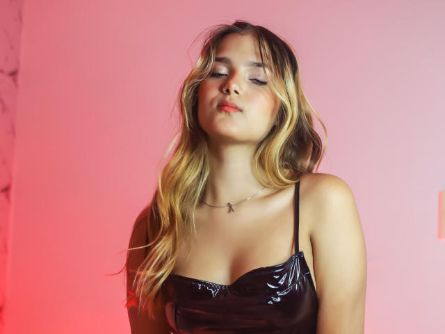 AbbySomer - Live sex cam - 29635856