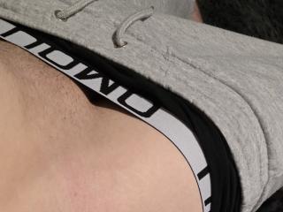 Watch  Fav69 live on XLoveCam