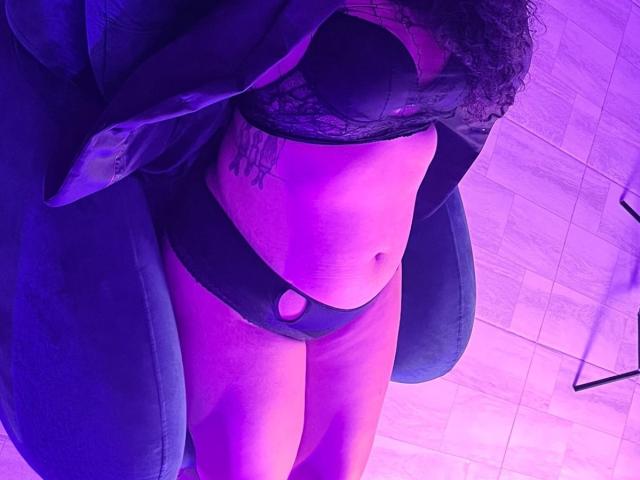 GenesisMontenegro - Live sex cam - 29637095
