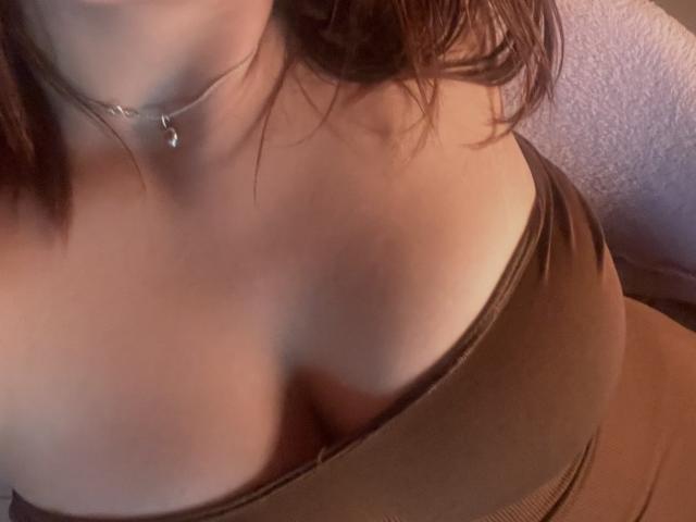 AngelinaNoAngel - Live porn &amp; sex cam - 29638337