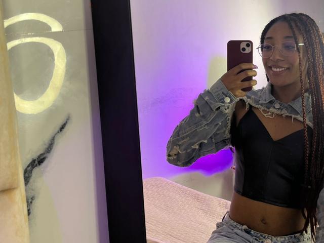 EsmeraldaRoe - Live porn &amp; sex cam - 29638763