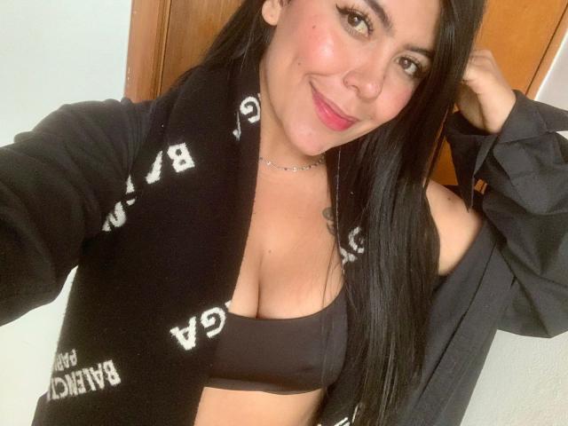 CatalinaReiyna - Live porn &amp; sex cam - 29642777