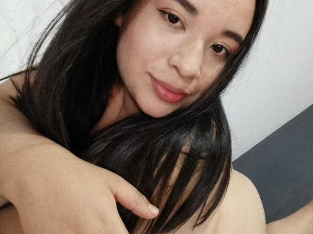 PamelaGoldwin - Live porn &amp; sex cam - 29643113