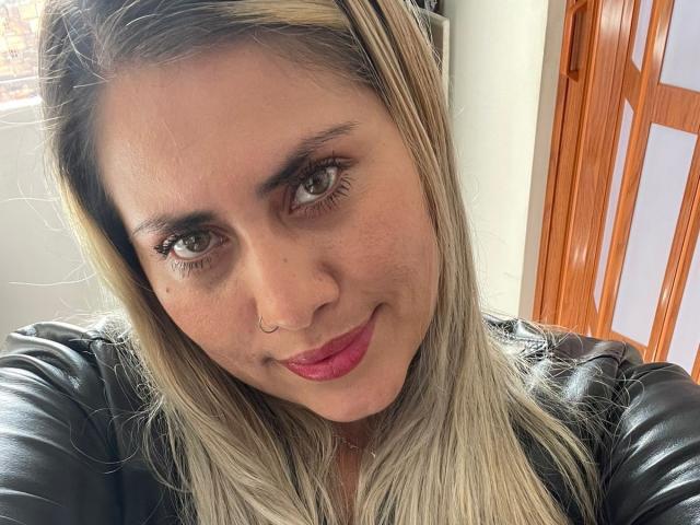 AlejaBlonde - Live porn &amp; sex cam - 29648327