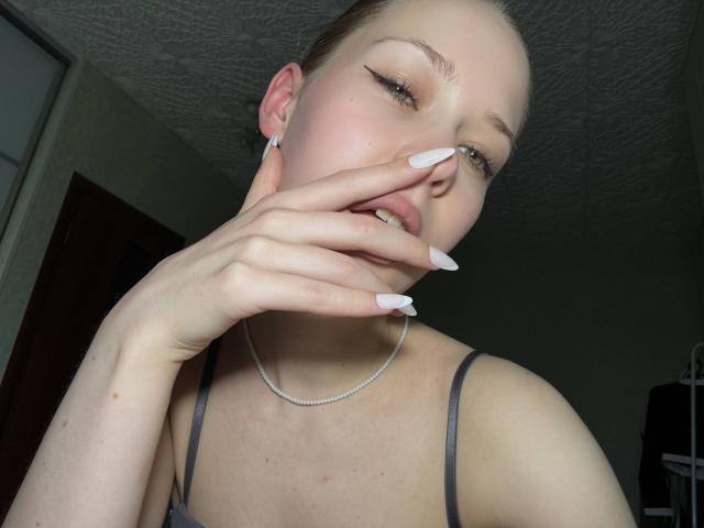 LillianaWhang - Porno na żywo i seks kamera - 29650613