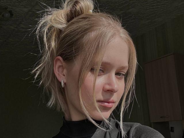LillianaWhang - Porno na żywo i seks kamera - 29650952